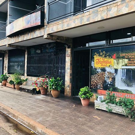 La Familia Hotel Puerto Iguazú Exterior foto